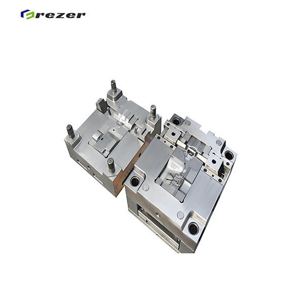 Custom Die Casting Mold with ± 0.02mm Tolerance ISO9001 Certified and One Year Quality Guarantee